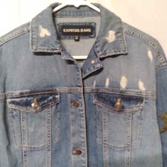 EXPRESS rose embroidered denim jacket - Picture 4 of 15
